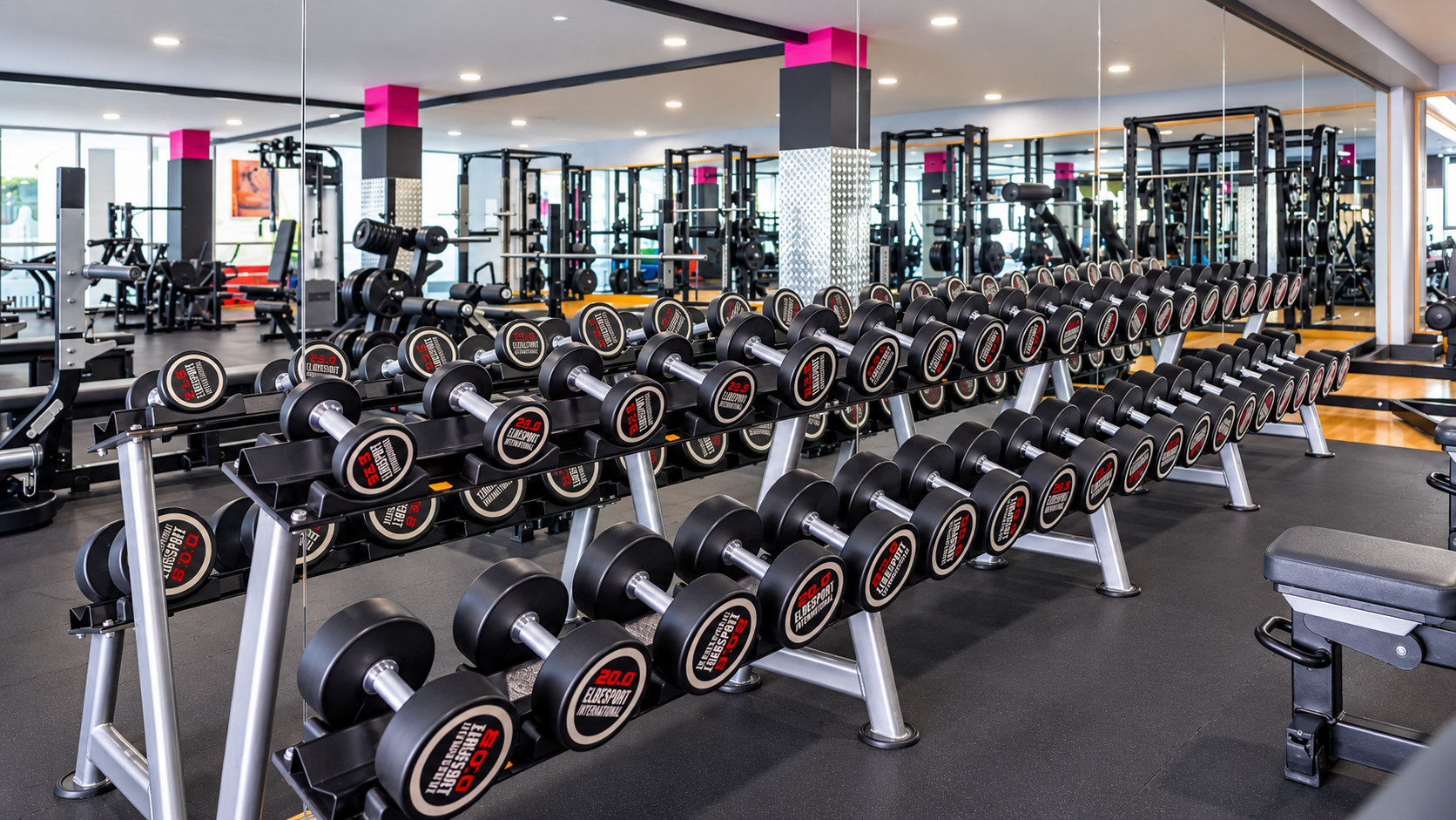 MYGYM Salzburg ZIB – Kurzhantelbereich