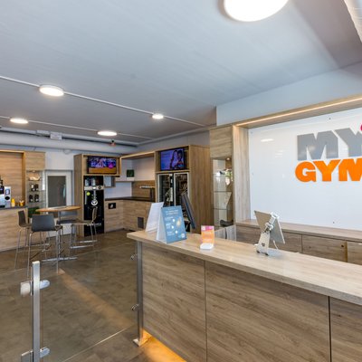 mygym-salzburg-nord-bistro-empfang-10
