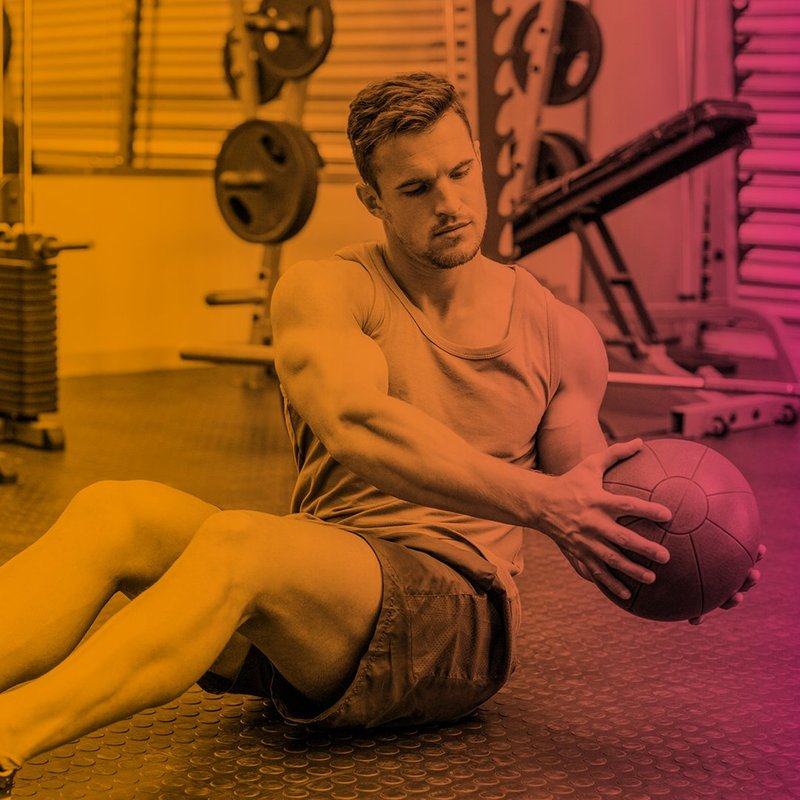 Mann trainiert im MYGYM Fitnessstudio